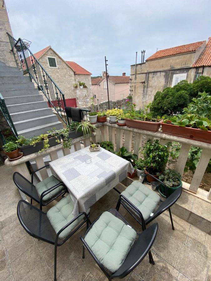 Ferienwohnung Apartman Rose Makarska Exterior foto